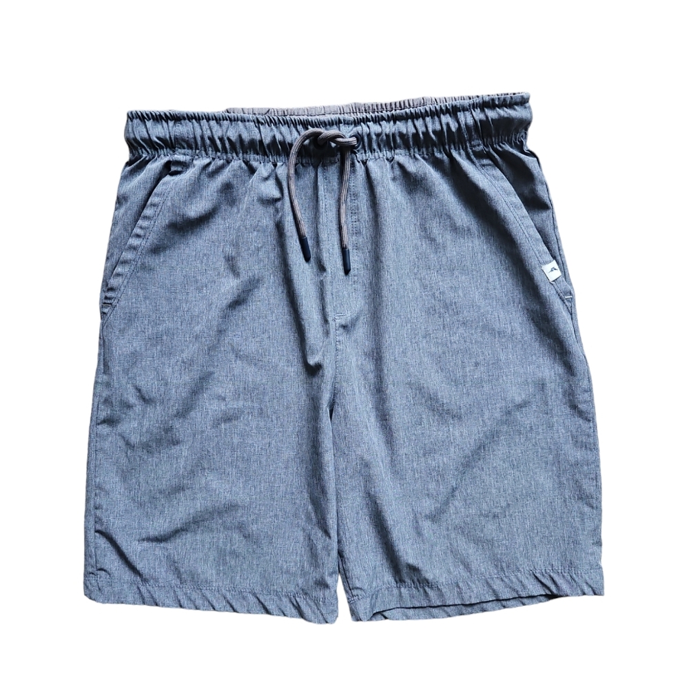 3/$30 Tommy Bahama • Shorts